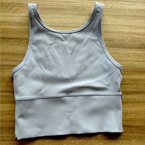 Power pivot Reversible top V neck or back